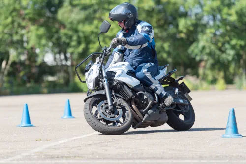 Motorrijbewijspoint Rotterdam motor rijtest